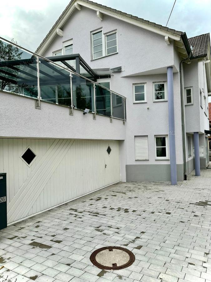 Flexible, Schoene Und Gut Aussehende Feriensuite Ройтлинген Экстерьер фото
