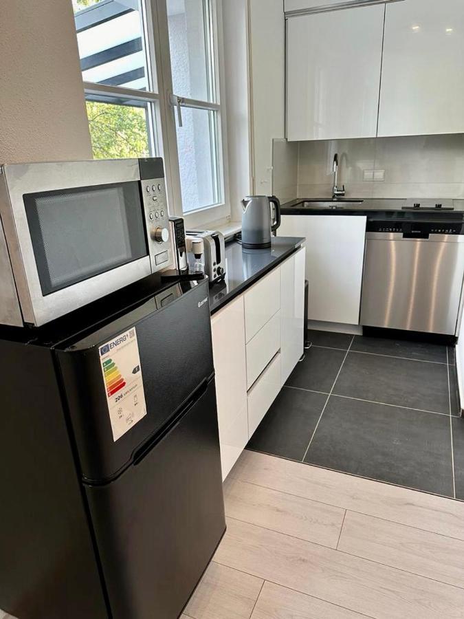 Flexible, Schoene Und Gut Aussehende Feriensuite Ройтлинген Экстерьер фото